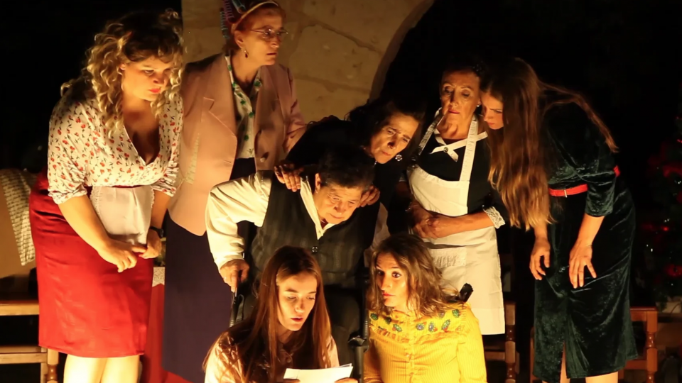 8 mujeres – Teatro Traudes en Cuevas